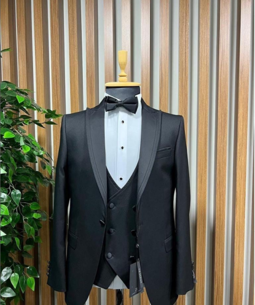 Costume homme 4 pièces noir à Nice